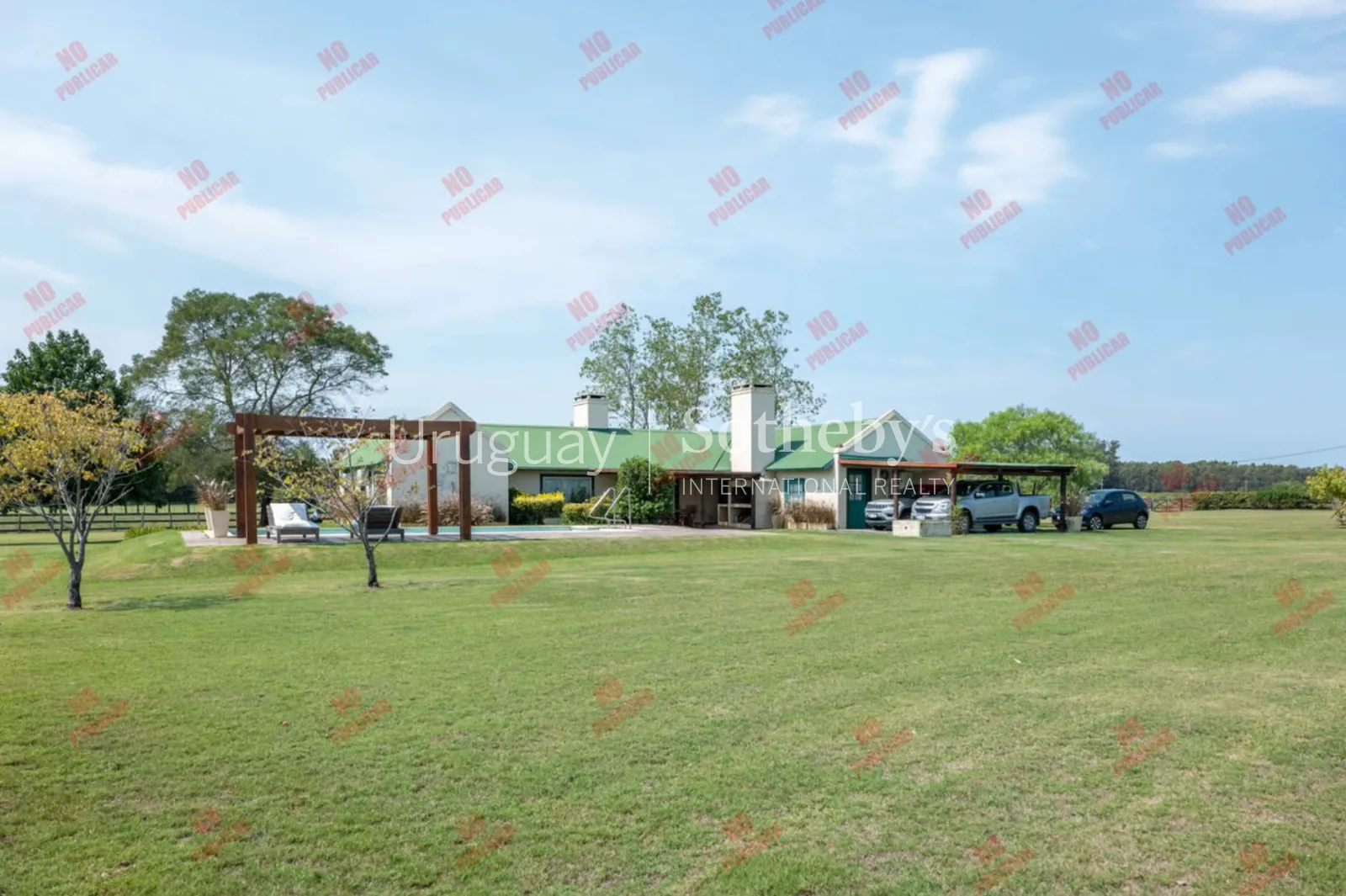 10-hectare farm in Lapataia