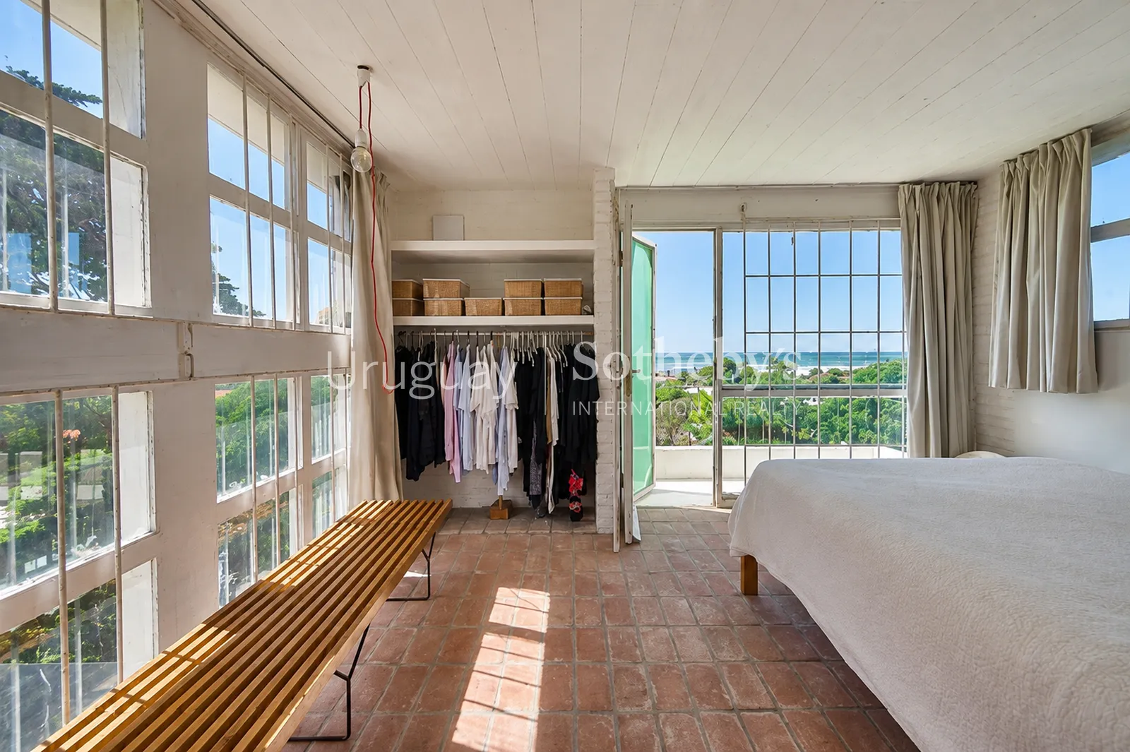HERMOSA CASA EN VENTA EN ROCHA ANTONIOPOLIS