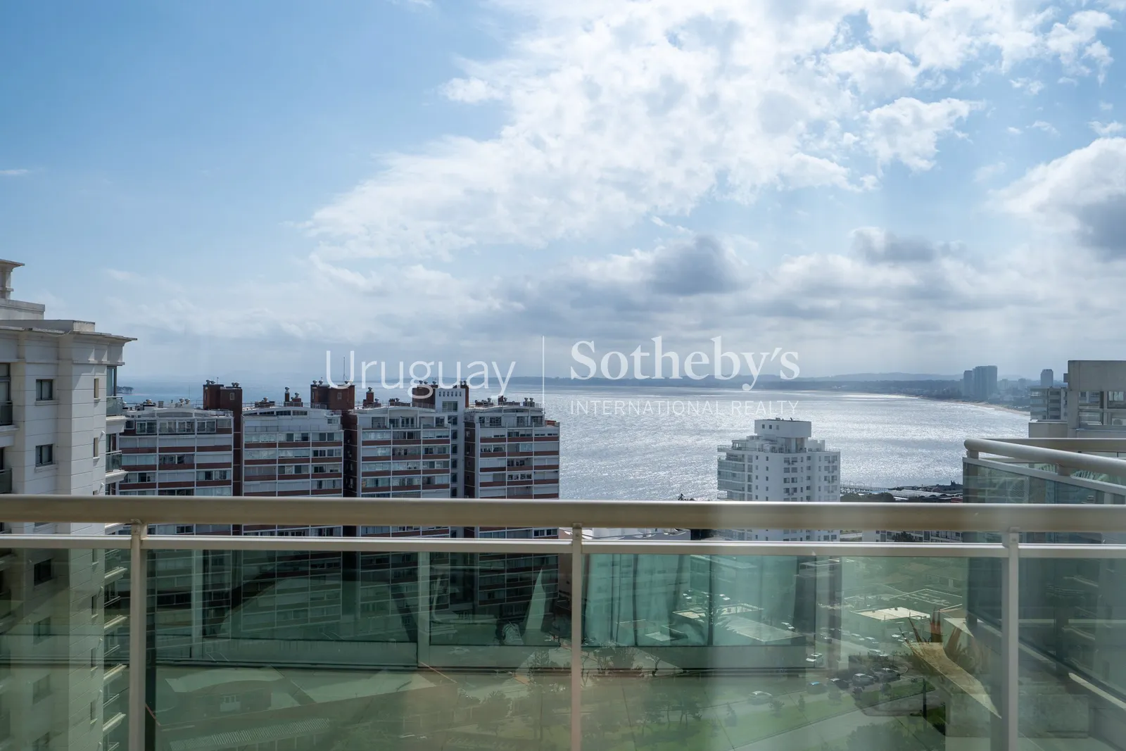 Penthouse en Imperiale – Playa Brava