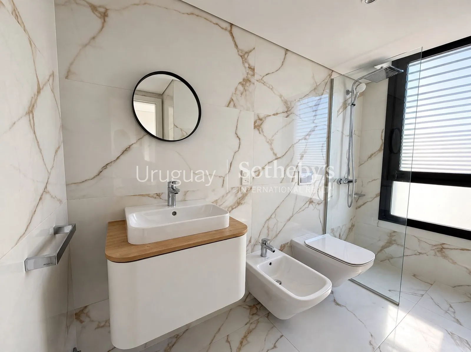 Unidad en Planta Baja con Piscina Privada