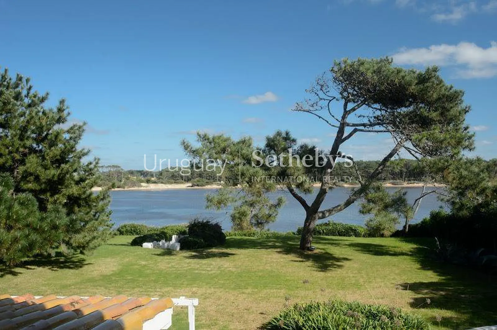 Residencia frente al mar en La Barra con vista a la desembocadura – foto 9 de 20