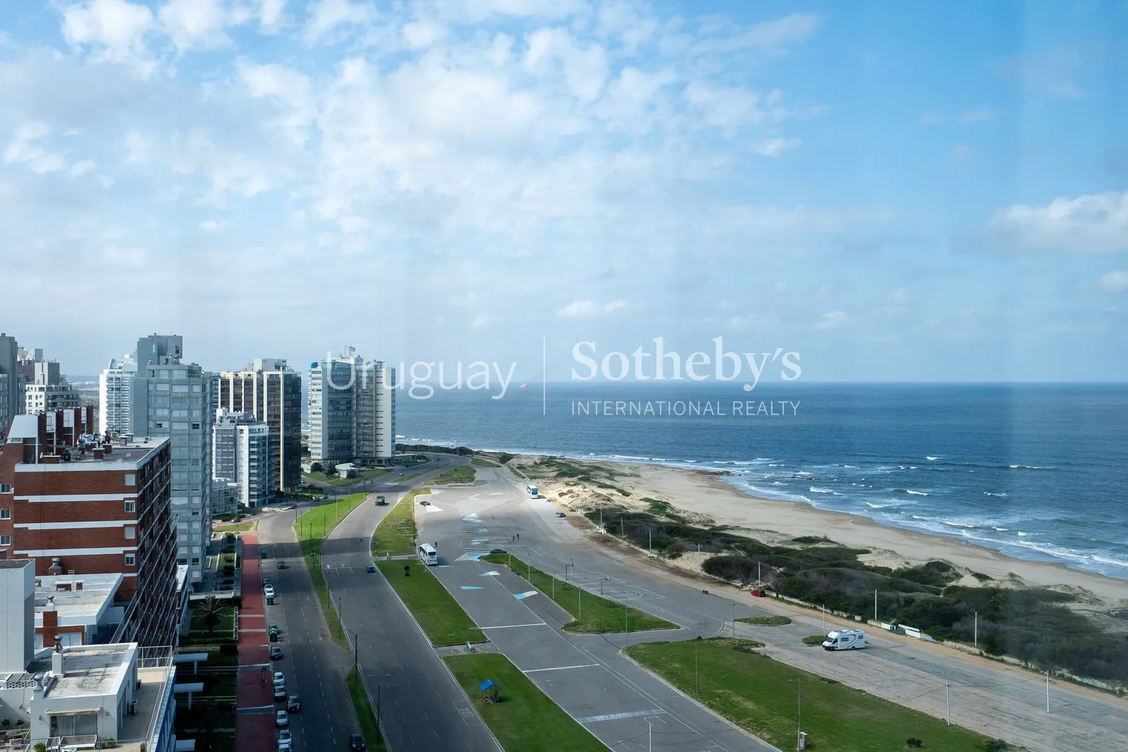 Penthouse en Imperiale – Playa Brava