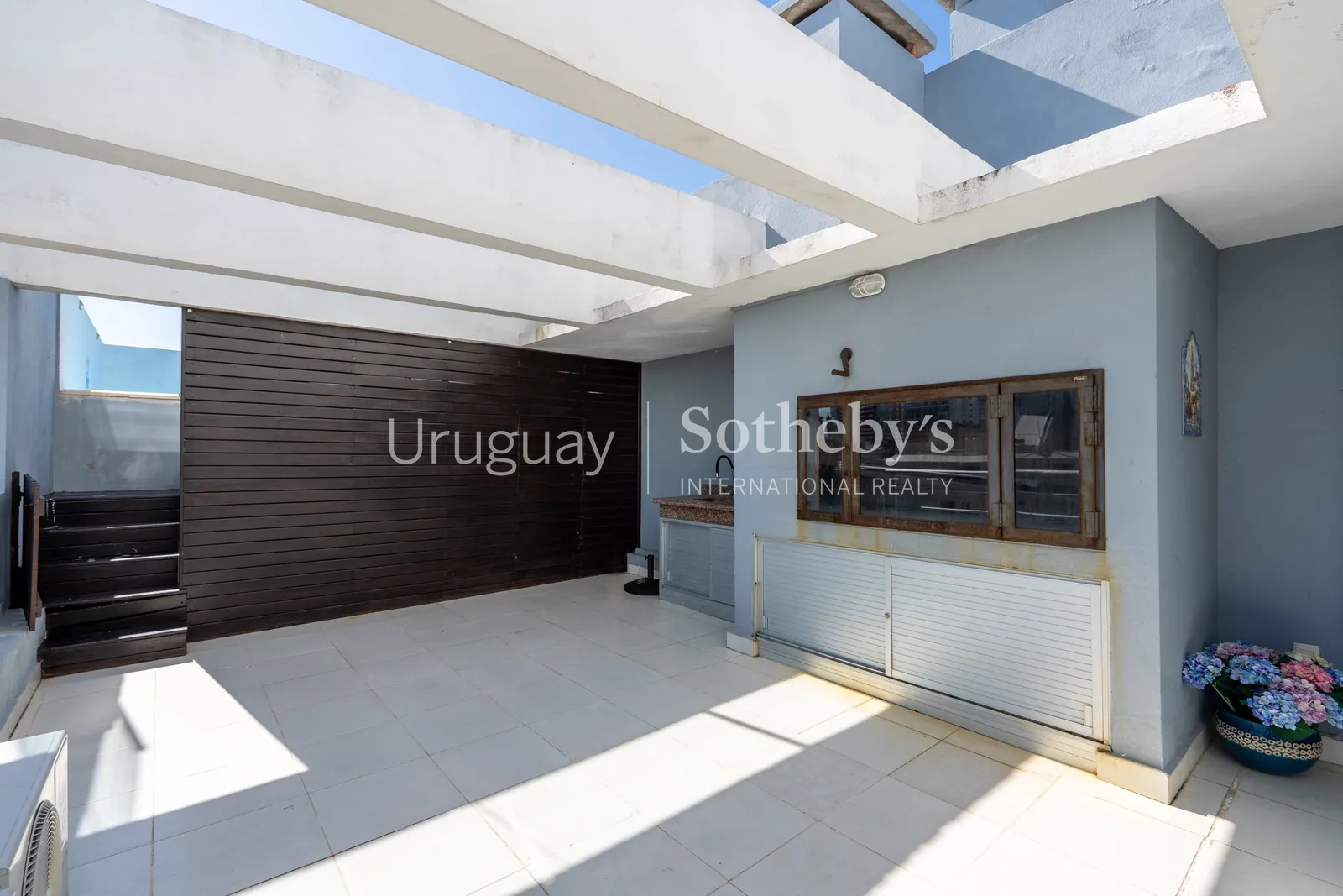 Dúplex con piscina privada y vistas al mar en Península