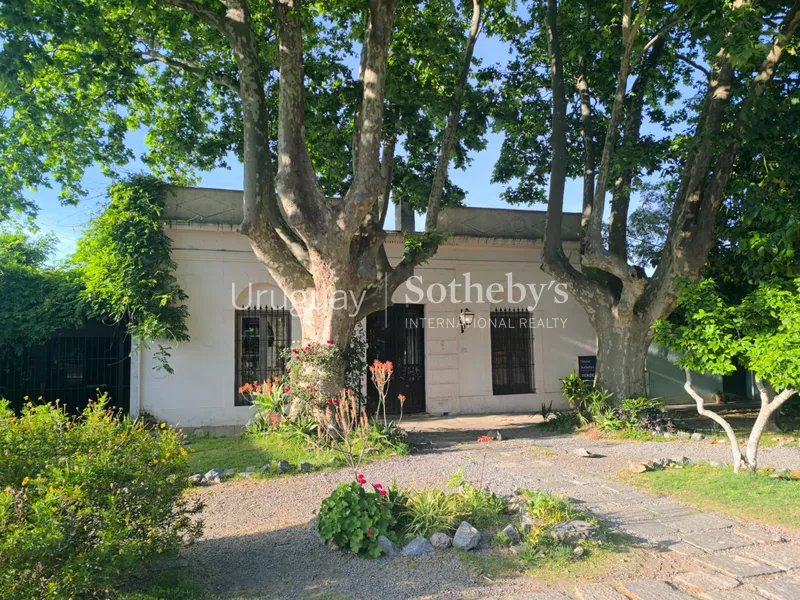 Exclusive Waterfront Retreat with Stunning Views - Colonia del Sacramento