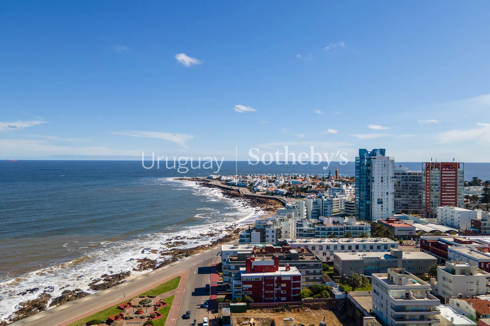 Dúplex con piscina privada y vistas al mar en Península