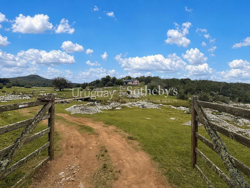 Chacra Pueblo Eden - Pueblo Edén