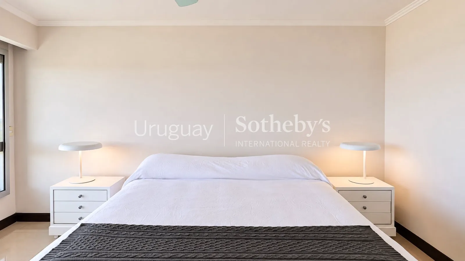 Exclusivo Apartamento Esquinero en Torre Lobos – foto 15 de 28