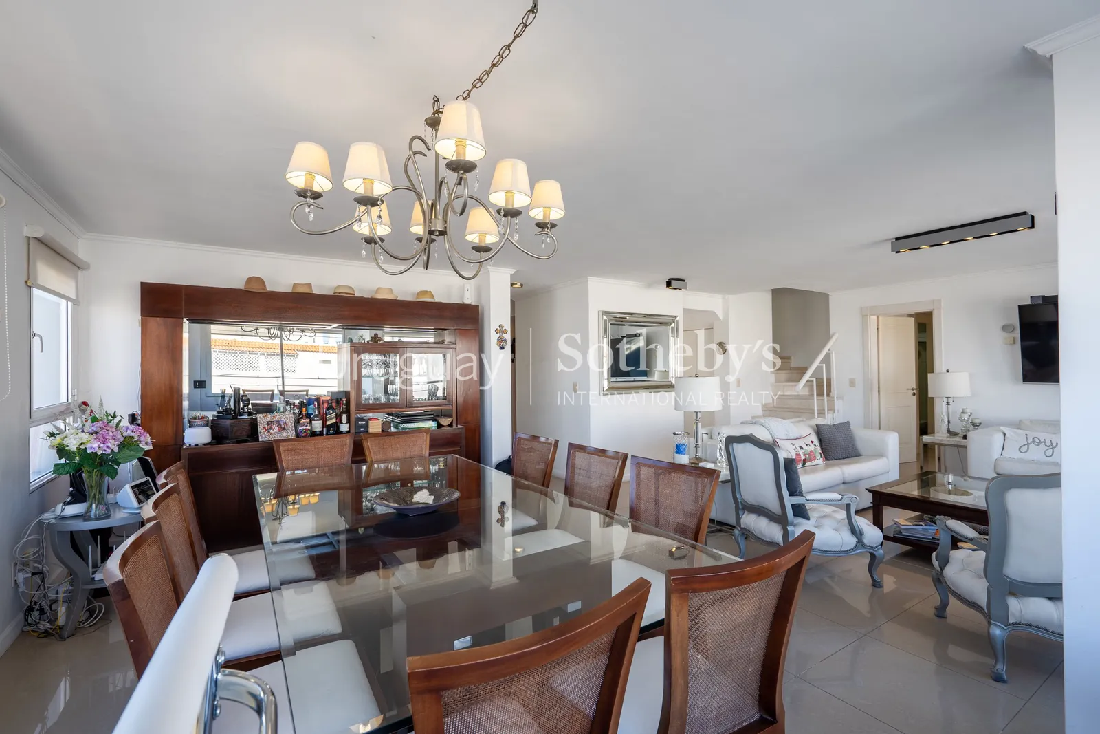Dúplex con piscina privada y vistas al mar en Península