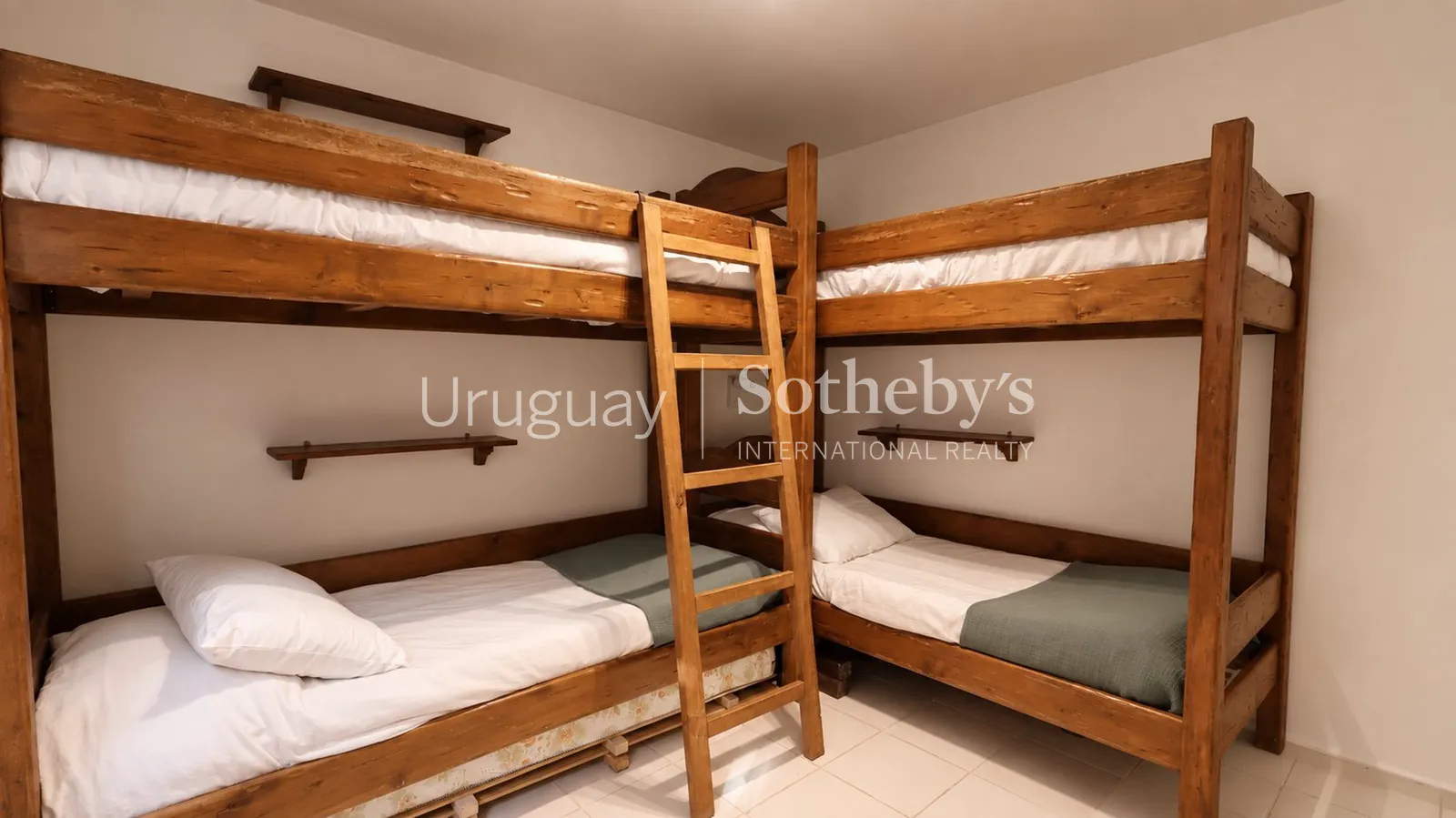 Apartment in Bahia de Manantiales