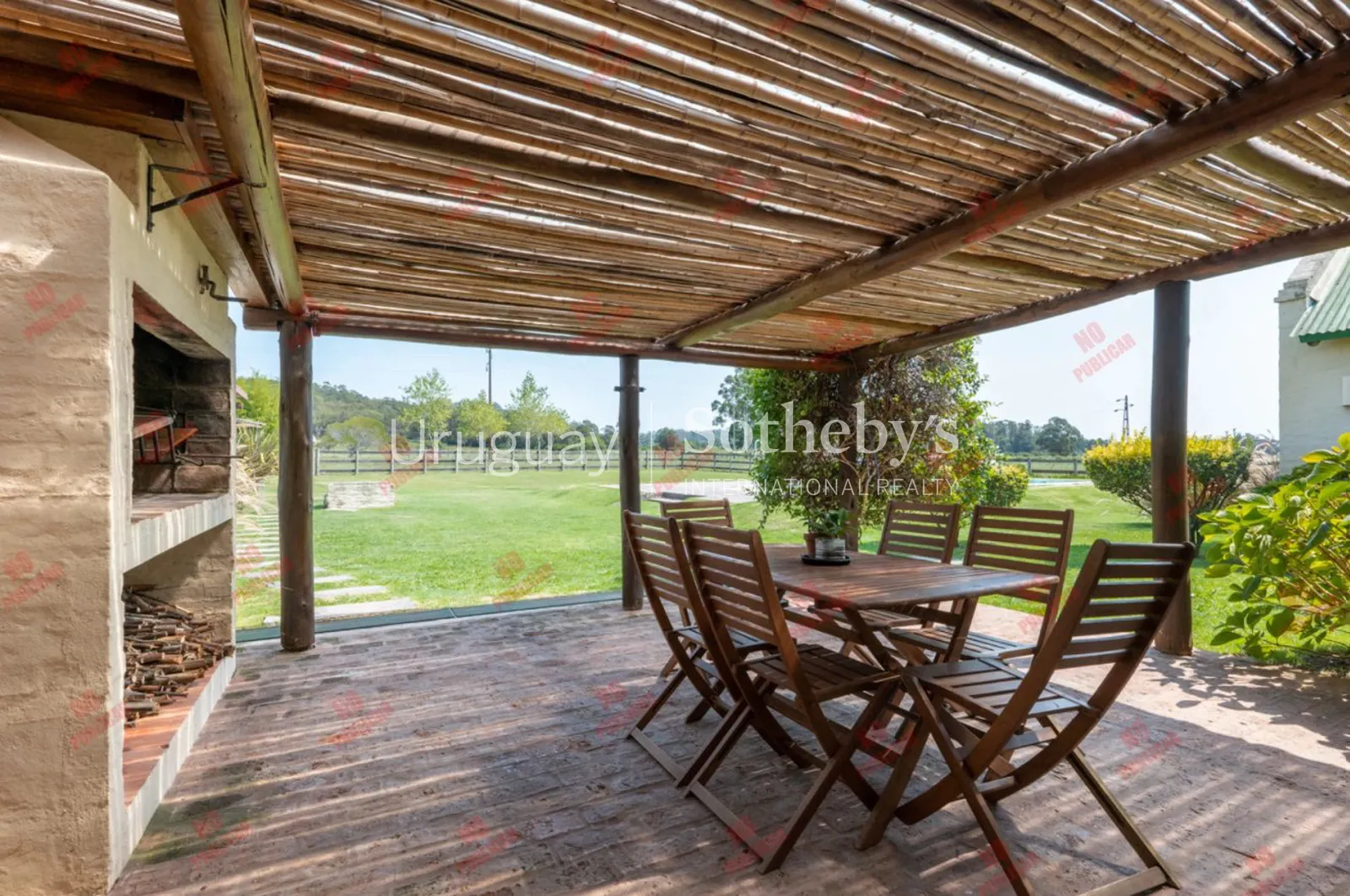 10-hectare farm in Lapataia