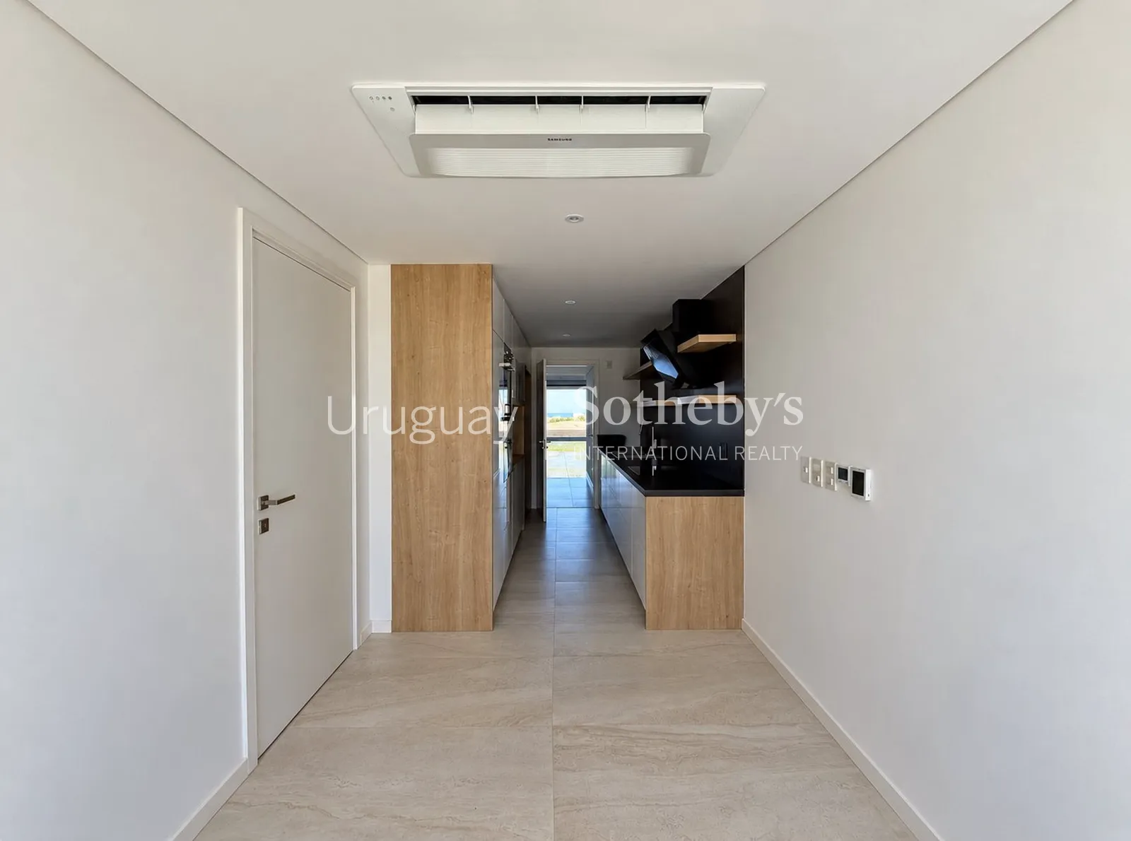 Unidad en Planta Baja con Piscina Privada
