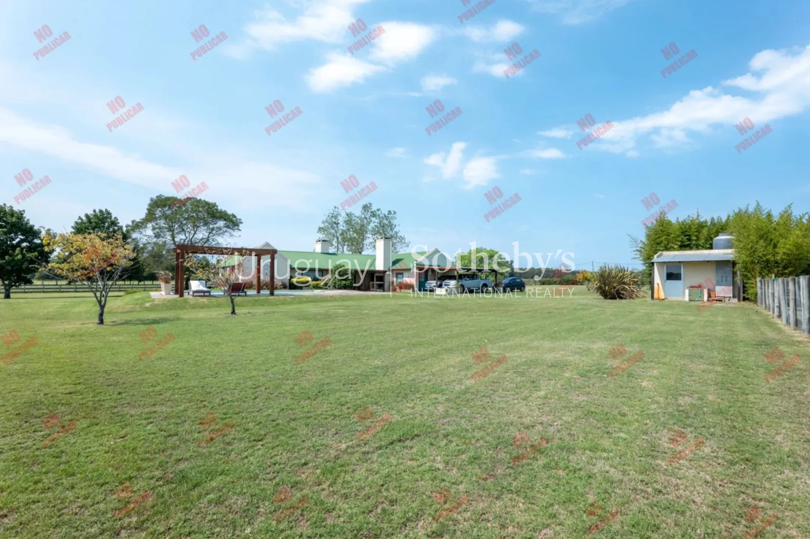 10-hectare farm in Lapataia
