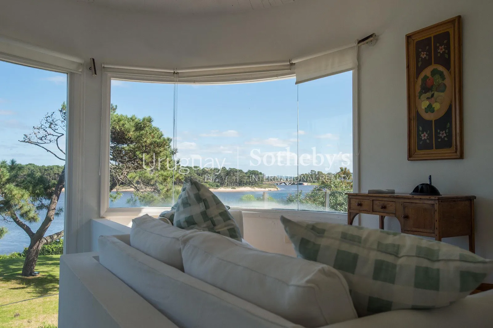 Residencia frente al mar en La Barra con vista a la desembocadura – foto 2 de 20