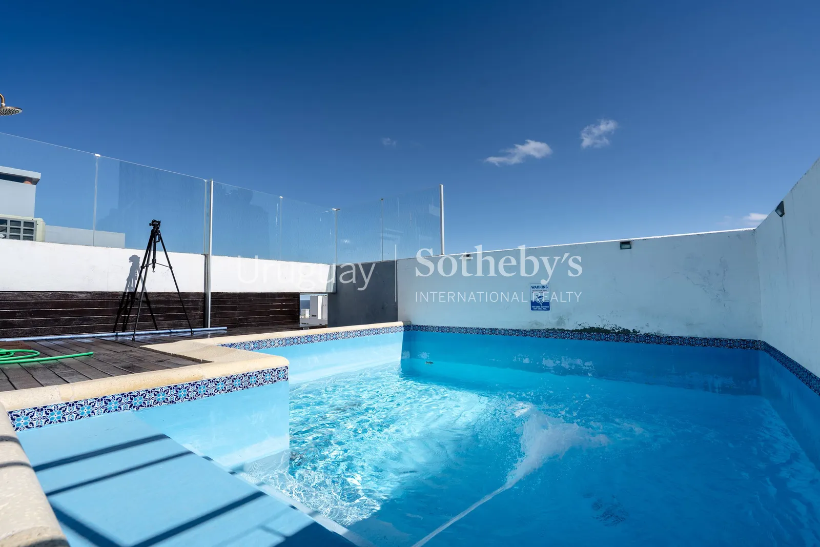 Dúplex con piscina privada y vistas al mar en Península