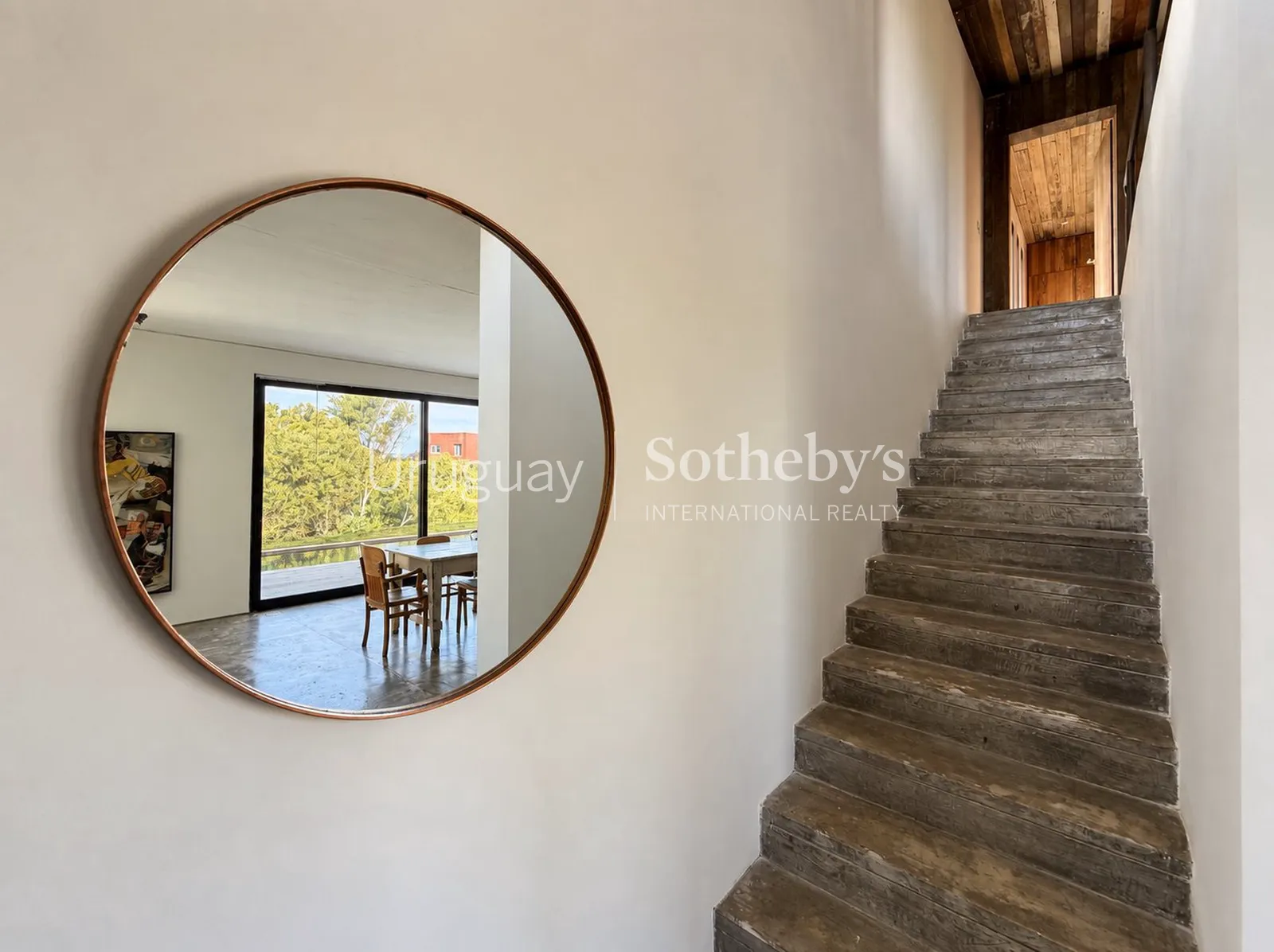 Splendid property in La Barra with sea view
