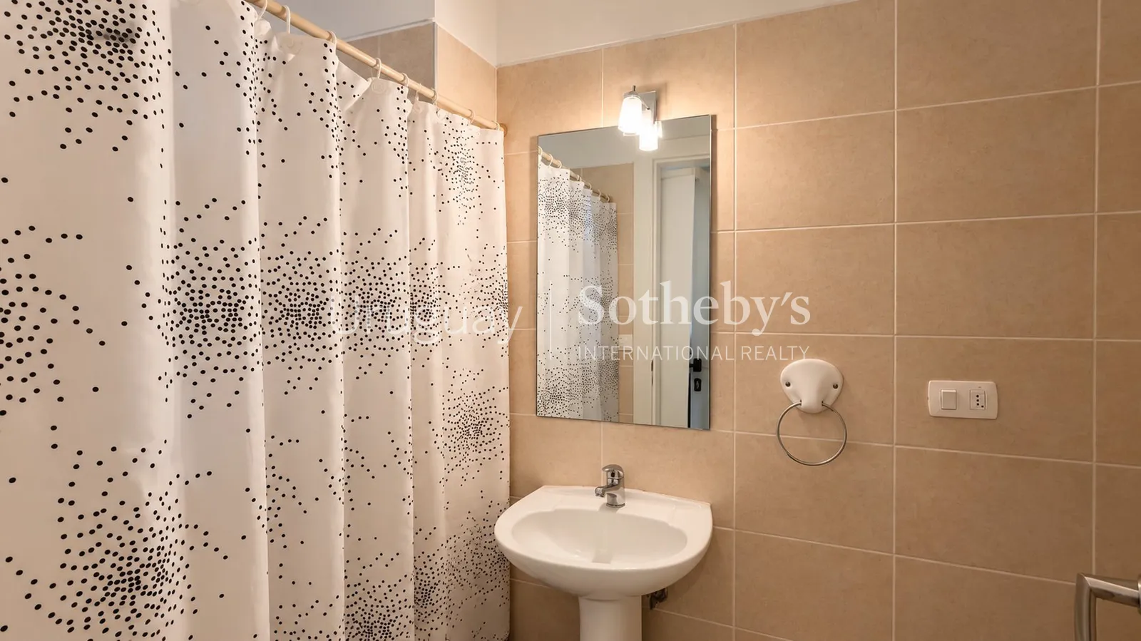 Exclusivo Apartamento Esquinero en Torre Lobos – foto 28 de 28