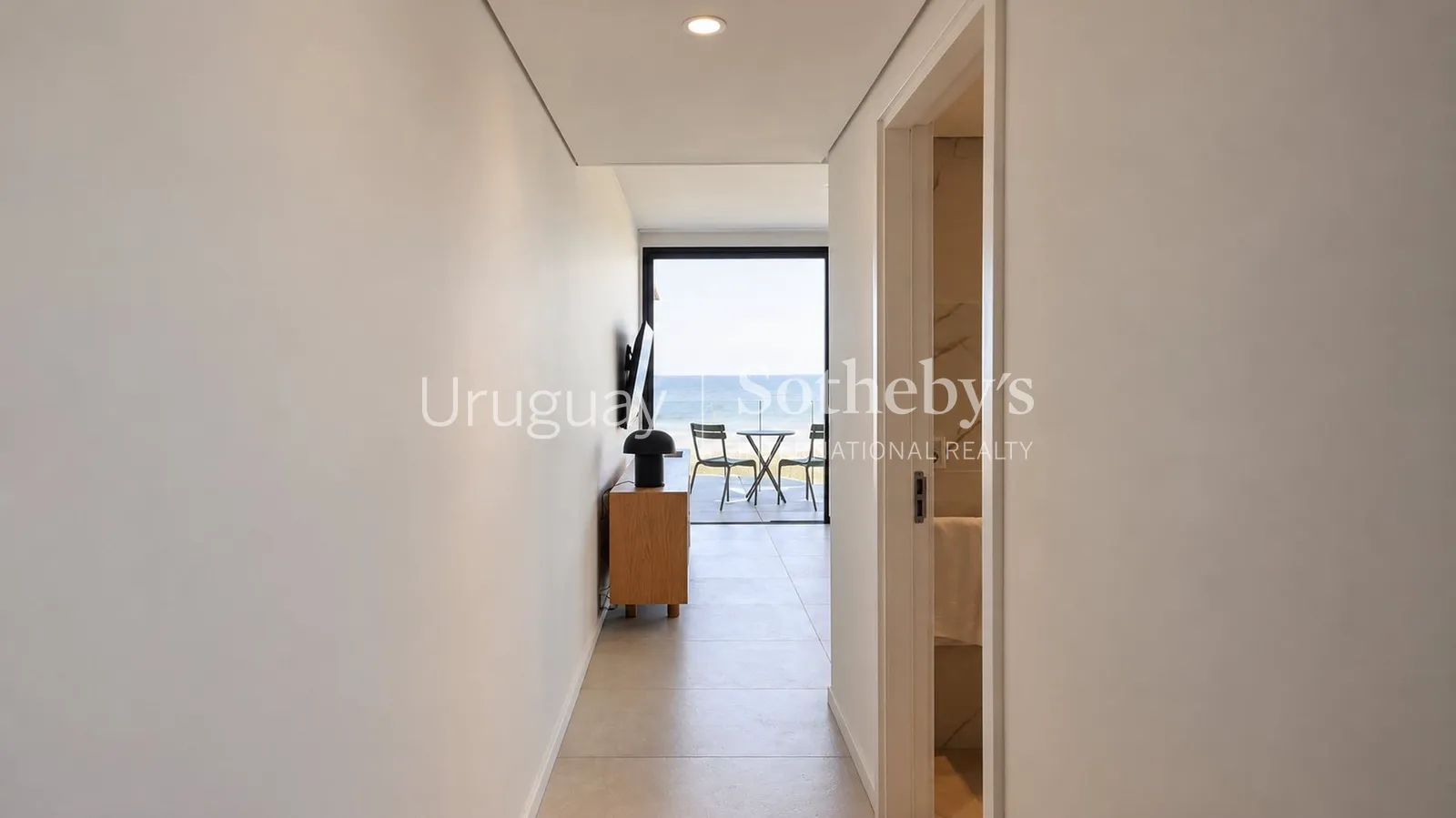 Exclusivo Apartamento Frente ao Mar em Manantiales – foto 15 de 32