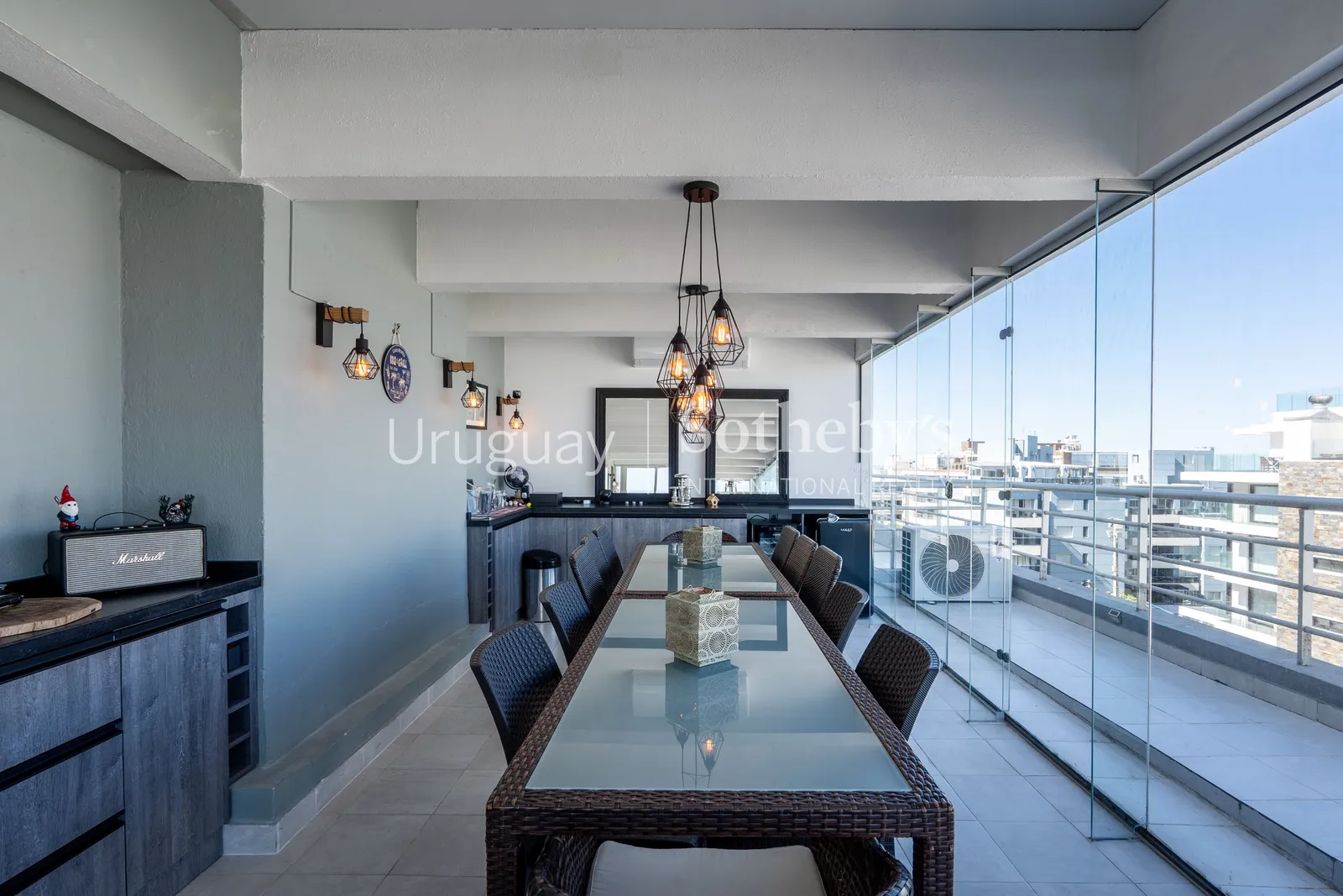 Dúplex con piscina privada y vistas al mar en Península