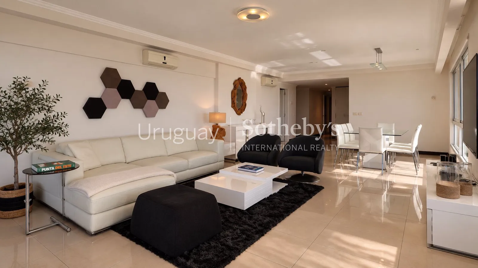 Exclusivo Apartamento Esquinero en Torre Lobos – foto 10 de 28