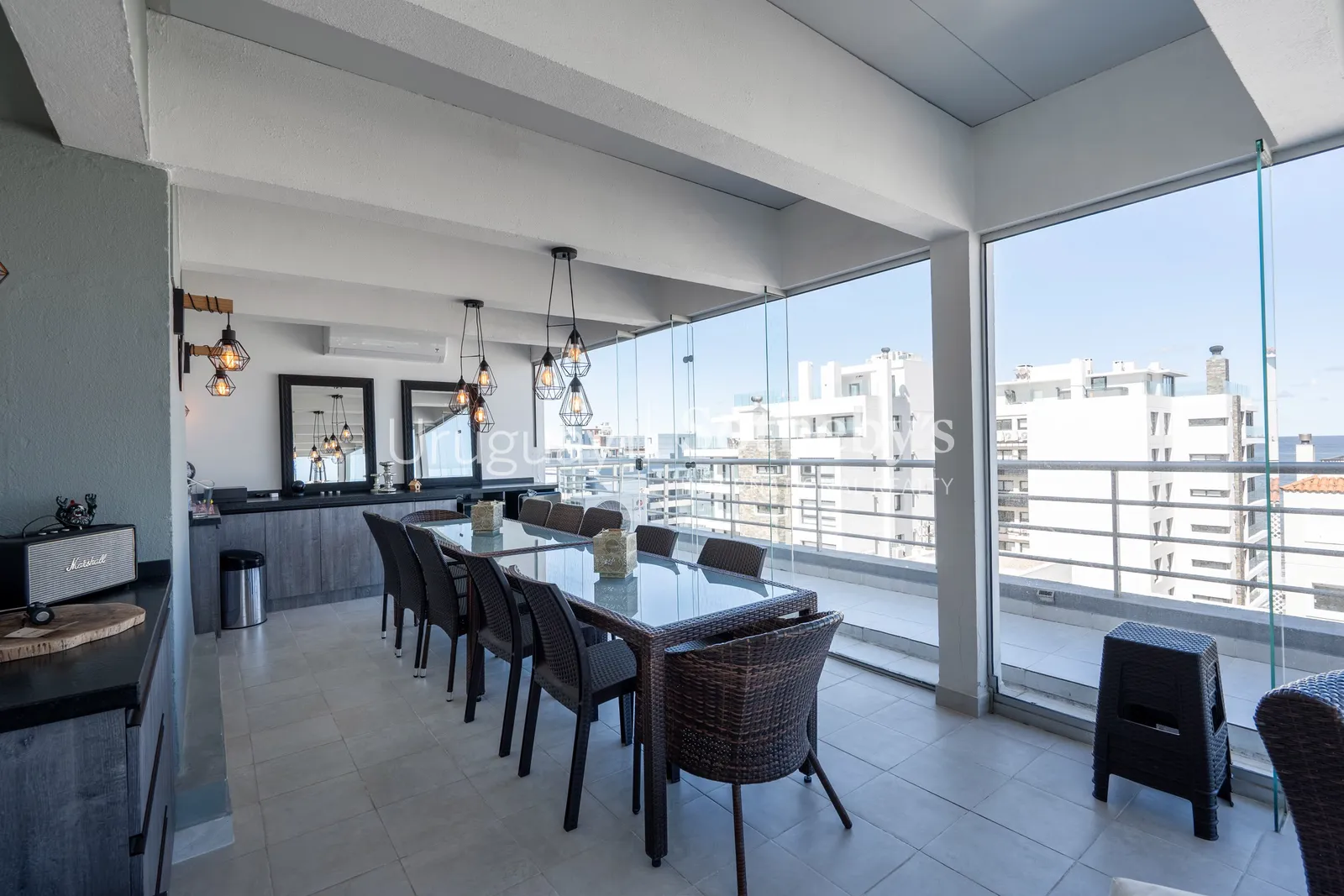 Dúplex con piscina privada y vistas al mar en Península